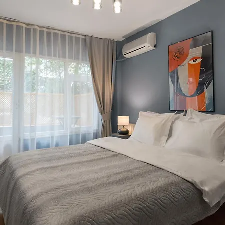 Apartment Cosy & Cental 3br Apt. In Besiktas