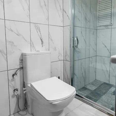 Cosy & Cental 3br Apt. In Besiktas *