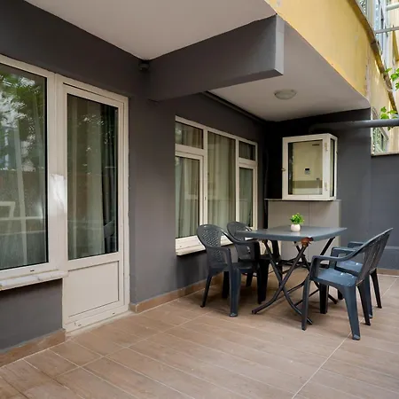 公寓 Cosy & Cental 3br Apt. In Besiktas *